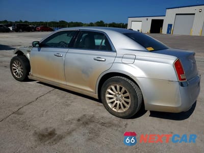 Drugie zdjęcie samochodu z przodu: 2012 CHRYSLER 300 VIN:2C3CCAAG6CH116717 - miniatura