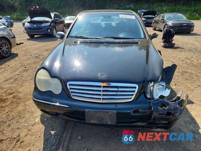 Piąte zdjęcie samochodu w środku: 2003 MERCEDES-BENZ C 240 4MATIC VIN:WDBRF81J43F374283 - miniatura