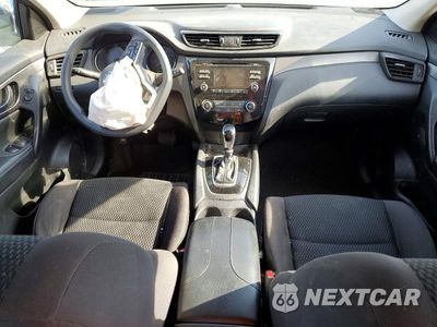 Zdjęcie 8 z 14 samochodu: 2017 NISSAN ROGUE SPORT S VIN:JN1BJ1CP1HW028793 - miniatura