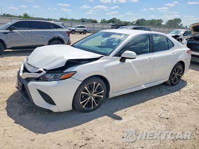 2020 TOYOTA CAMRY SE 4T1G11AK2LU942061 - główne zdjęcie licytacji z USA - miniatura