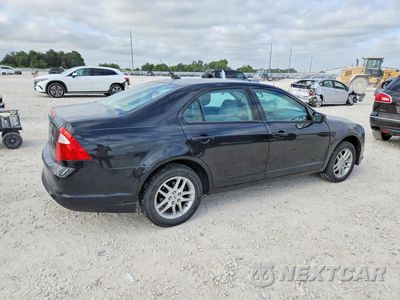 Trzecie zdjęcie samochodu z tyłu: 2012 FORD FUSION S VIN:3FAHP0GAXCR435311 - miniatura