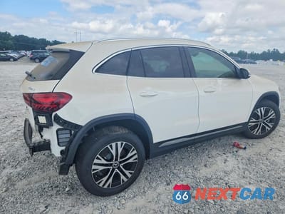 Trzecie zdjęcie samochodu z tyłu: 2026 MERCEDES-BENZ GLA 250 4MATIC VIN:W1N4N4HB3TJ785184 - miniatura