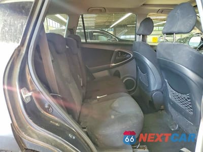 Zdjęcie 11 z 13 samochodu: 2006 TOYOTA RAV4 SPORT VIN:JTMBK32V665006197 - miniatura