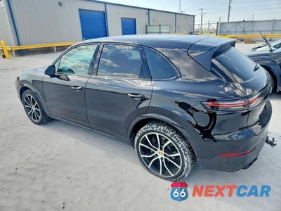 Drugie zdjęcie samochodu z przodu: 2019 PORSCHE CAYENNE S VIN:WP1AB2AY0KDA61552 - miniatura