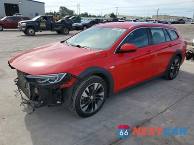 2019 BUICK REGAL TOURX ESSENCE W04GV8SX6K1043404 - główne zdjęcie licytacji z USA - miniatura