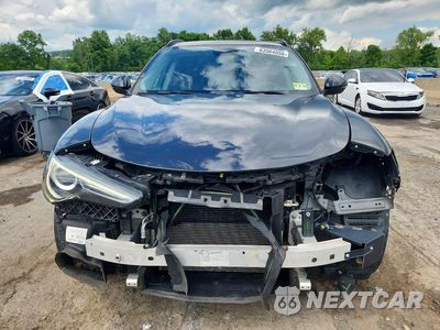 Piąte zdjęcie samochodu w środku: 2018 ALFA ROMEO STELVIO SPORT VIN:ZASFAKPN2J7B93031 - miniatura