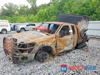 2015 FORD F250 SUPER DUTY 1FT7X2B63FEC90205 - główne zdjęcie licytacji z USA - miniatura