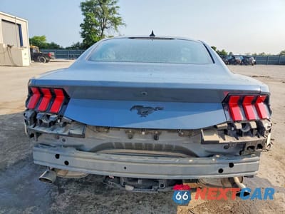 Zdjęcie 6 z 13 samochodu: 2025 FORD MUSTANG VIN:1FA6P8TH4S5126394 - miniatura