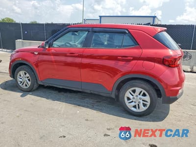 Drugie zdjęcie samochodu z przodu: 2021 HYUNDAI VENUE SE VIN:KMHRB8A34MU071446 - miniatura