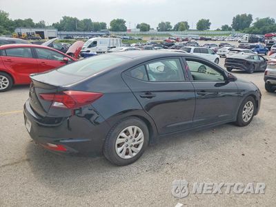 Trzecie zdjęcie samochodu z tyłu: 2019 HYUNDAI ELANTRA SE VIN:5NPD74LF5KH451077 - miniatura