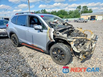 Czwarte zdjęcie samochodu z boku: 2020 SUBARU FORESTER SPORT VIN:JF2SKARC1LH417379 - miniatura
