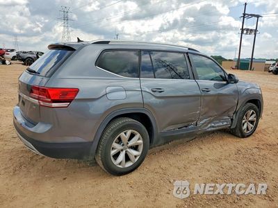 Trzecie zdjęcie samochodu z tyłu: 2018 VOLKSWAGEN ATLAS SE VIN:1V2DR2CA0JC559327 - miniatura