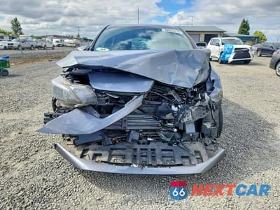 Piąte zdjęcie samochodu w środku: 2019 NISSAN LEAF S VIN:1N4AZ1CP3KC301863 - miniatura