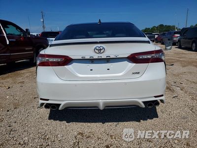 Zdjęcie 6 z 12 samochodu: 2018 TOYOTA CAMRY XSE VIN:4T1B61HK2JU062749 - miniatura