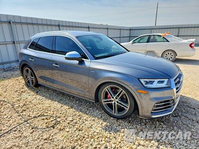 Czwarte zdjęcie samochodu z boku: 2018 AUDI SQ5 PREMIUM PLUS VIN:WA1A4AFY5J2123708 - miniatura