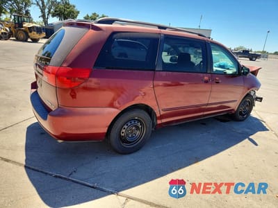 Trzecie zdjęcie samochodu z tyłu: 2004 TOYOTA SIENNA LE 8 PASSENGER VIN:5TDZA23C24S038158 - miniatura