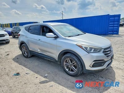 Czwarte zdjęcie samochodu z boku: 2018 HYUNDAI SANTA FE SPORT 2.4L VIN:5XYZTDLB3JG530011 - miniatura