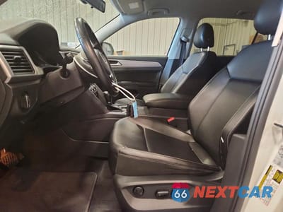 Zdjęcie 7 z 13 samochodu: 2018 VOLKSWAGEN ATLAS SE VIN:1V2KR2CA4JC507917 - miniatura