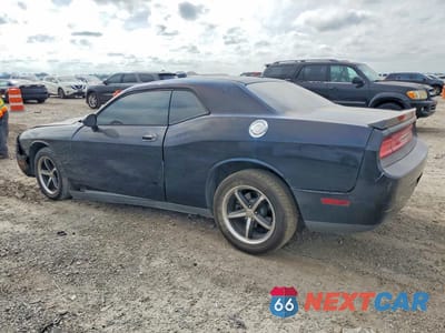 Drugie zdjęcie samochodu z przodu: 2010 DODGE CHALLENGER SE VIN:2B3CJ4DV0AH265376 - miniatura