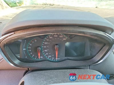 Zdjęcie 9 z 13 samochodu: 2018 CHEVROLET TRAX 1LT VIN:3GNCJPSB5JL417319 - miniatura