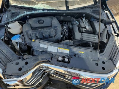 Zdjęcie 11 z 12 samochodu: 2021 VOLKSWAGEN PASSAT SE VIN:1VWSA7A33MC004097 - miniatura