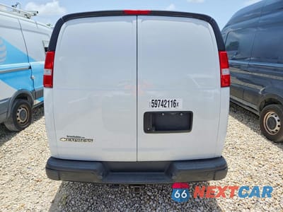 Zdjęcie 6 z 12 samochodu: 2021 CHEVROLET EXPRESS 3500 CARGO DELIVERY VAN VIN:1GCZGHF17M1179753 - miniatura