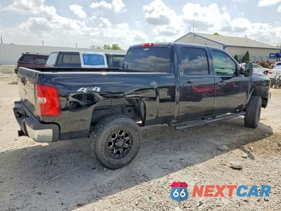 Trzecie zdjęcie samochodu z tyłu: 2010 CHEVROLET SILVERADO K2500 HEAVY DUTY LT VIN:1GC4KXB62AF120239 - miniatura