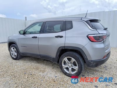 Drugie zdjęcie samochodu z przodu: 2024 JEEP COMPASS SPORT VIN:3C4NJDAN5RT612716 - miniatura