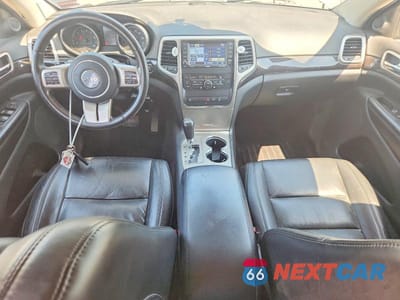 Zdjęcie 8 z 12 samochodu: 2012 JEEP GRAND CHEROKEE LAREDO VIN:1C4RJFAGXCC150526 - miniatura