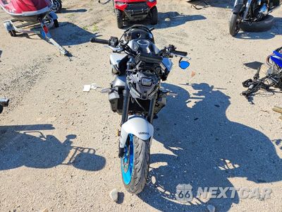 Drugie zdjęcie samochodu z przodu: 2025 YAMAHA MT09 VIN:JYARN94E2SA003638 - miniatura