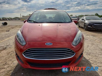 Piąte zdjęcie samochodu w środku: 2019 FORD FIESTA SE VIN:3FADP4BJXKM132358 - miniatura