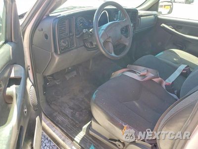 Zdjęcie 8 z 12 samochodu: 2004 CHEVROLET SILVERADO C1500 VIN:1GCEC14V74E135168 - miniatura