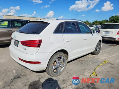 Trzecie zdjęcie samochodu z tyłu: 2015 AUDI Q3 PREMIUM PLUS VIN:WA1EFCFS9FR006747 - miniatura