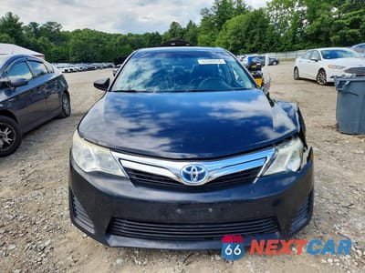 Piąte zdjęcie samochodu w środku: 2014 TOYOTA CAMRY HYBRID LE VIN:4T1BD1FK7EU140487 - miniatura
