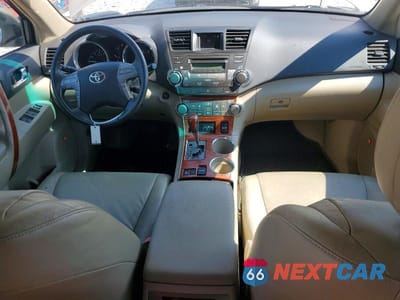 Zdjęcie 8 z 13 samochodu: 2008 TOYOTA HIGHLANDER LIMITED VIN:JTEES42AX82012892 - miniatura