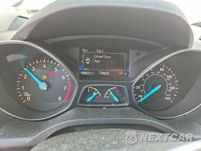 Zdjęcie 9 z 12 samochodu: 2017 FORD ESCAPE SE VIN:1FMCU9GD7HUC20699 - miniatura