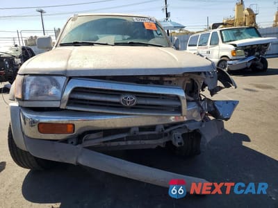 Piąte zdjęcie samochodu w środku: 1997 TOYOTA 4RUNNER LIMITED VIN:JT3GN87RXV0034364 - miniatura