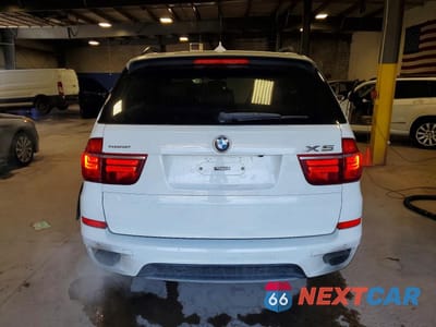 Zdjęcie 6 z 14 samochodu: 2013 BMW X5 XDRIVE50I VIN:5UXZV8C5XD0C17383 - miniatura
