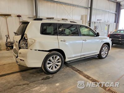 Trzecie zdjęcie samochodu z tyłu: 2013 TOYOTA HIGHLANDER HYBRID LIMITED VIN:JTEDC3EH2D2018417 - miniatura