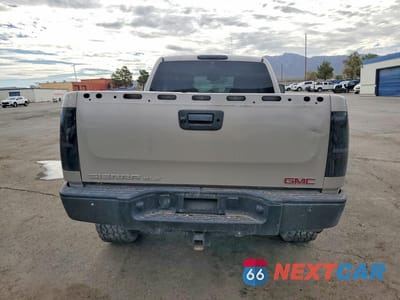 Zdjęcie 6 z 12 samochodu: 2007 GMC NEW SIERRA K1500 VIN:1GTEK19J47Z543956 - miniatura
