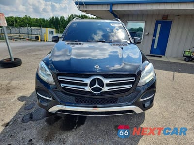 Piąte zdjęcie samochodu w środku: 2019 MERCEDES-BENZ GLE 400 4MATIC VIN:4JGDA5GB8KB205989 - miniatura