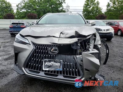 Piąte zdjęcie samochodu w środku: 2025 LEXUS NX 350 PREMIUM VIN:2T2GGCEZ1SC076723 - miniatura