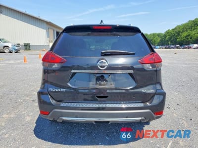 Zdjęcie 6 z 13 samochodu: 2019 NISSAN ROGUE SL VIN:5N1AT2MV3KC714456 - miniatura
