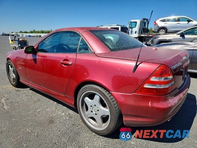 Drugie zdjęcie samochodu z przodu: 2001 MERCEDES-BENZ SLK 320 VIN:WDBKK65F11F174658 - miniatura