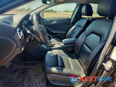 Zdjęcie 7 z 12 samochodu: 2015 MERCEDES-BENZ GLA 250 4MATIC VIN:WDCTG4GB1FJ082180 - miniatura