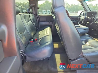 Zdjęcie 10 z 12 samochodu: 2006 CHEVROLET SILVERADO K1500 VIN:1GCEK19B16Z141853 - miniatura