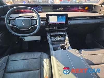 Zdjęcie 9 z 14 samochodu: 2024 LINCOLN NAUTILUS PREMIERE VIN:5LMPJ8JA8RJ800935 - miniatura