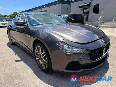 Czwarte zdjęcie samochodu z boku: 2015 MASERATI GHIBLI VIN:ZAM57XSA9F1134858 - miniatura