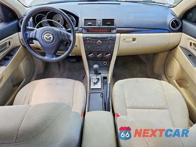 Zdjęcie 8 z 12 samochodu: 2007 MAZDA 3 I VIN:JM1BK32F071725429 - miniatura
