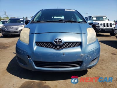 Piąte zdjęcie samochodu w środku: 2009 TOYOTA YARIS BASE VIN:JTDJT903595230059 - miniatura